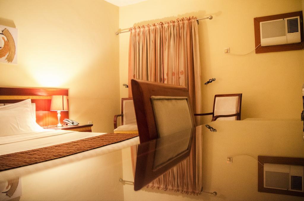 Hotel Rosebud Abuja Exterior photo